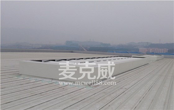 鋼結構廠房薄形通風天窗